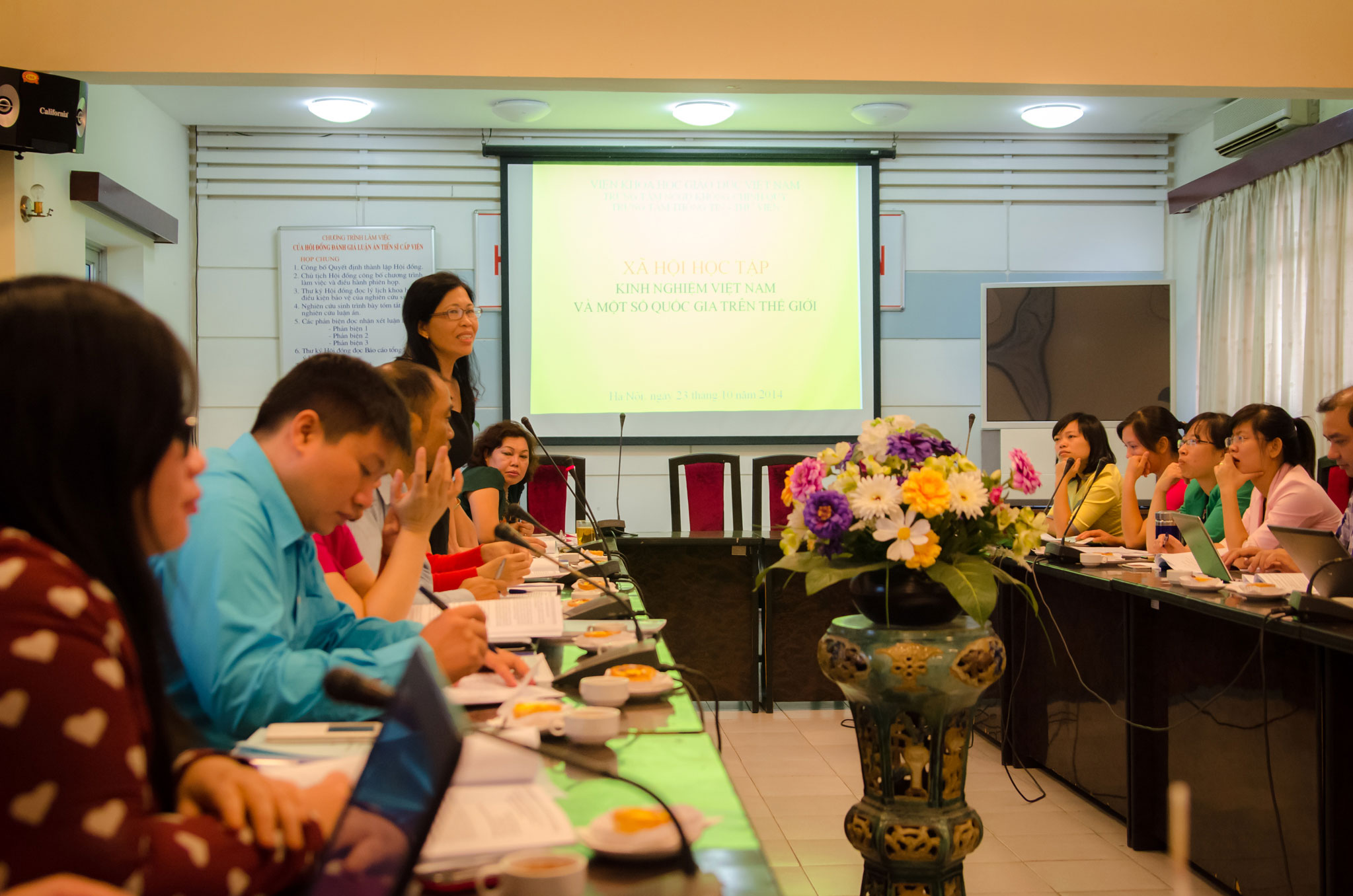Hội thảo "Xã hội học tập: Kinh nghiệm Việt Nam và một số nước trên thế giới"