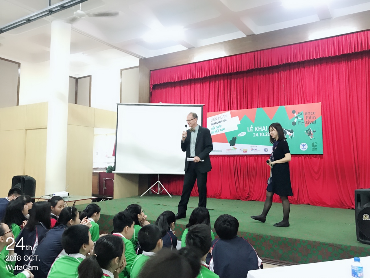 Liên hoan Phim khoa học 2018 tại Trường Tiểu học, THCS, THPT Thực nghiệm – Viện Khoa học Giáo dục Việt Nam 