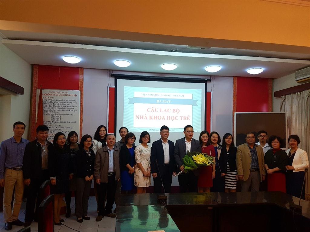Ra mắt câu lạc bộ Nhà khoa học trẻ Viện Khoa học Giáo dục Việt Nam và Semina "Đoàn Thanh niên với công tác nghiên cứu khoa học"