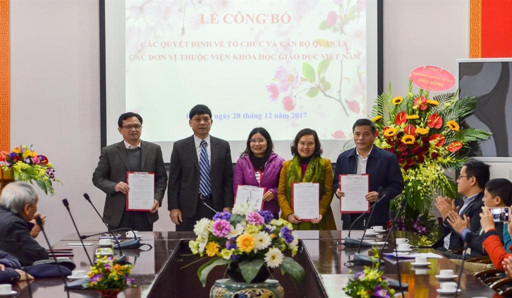 Lễ công bố các Quyết định về tổ chức và cán bộ quản lý các đơn vị thuộc Viện Khoa học Giáo dục Việt Nam