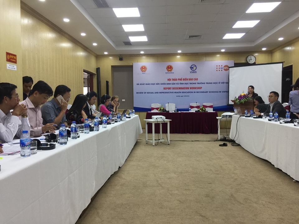 Hội thảo phổ biến Báo cáo “Rà soát chương trình giáo dục sức khỏe sinh sản và tình dục trong trường trung học cơ sở và trung học phổ thông ở Việt Nam”
